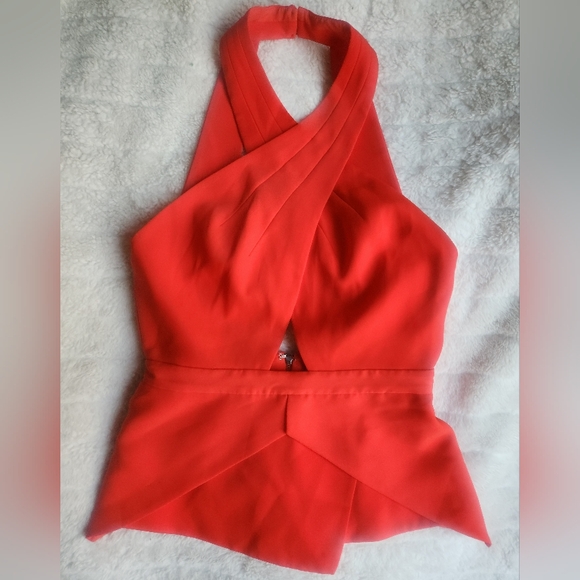 BCBGMAXAZRIA Remmie Open-Back Peplum Halter Top red size S Nwot - Picture 3 of 10